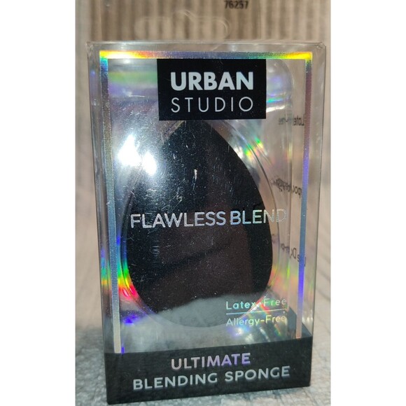 CALA Urban Studio Duo Flawless Blend Ultimate Blending Sponge Black - Picture 2 of 8